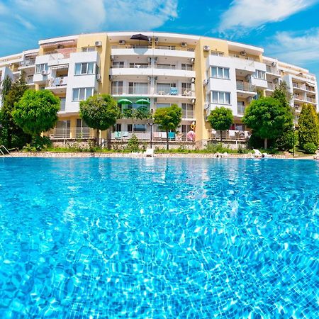 Crown Fort Club Sveti Vlas Bagian luar foto