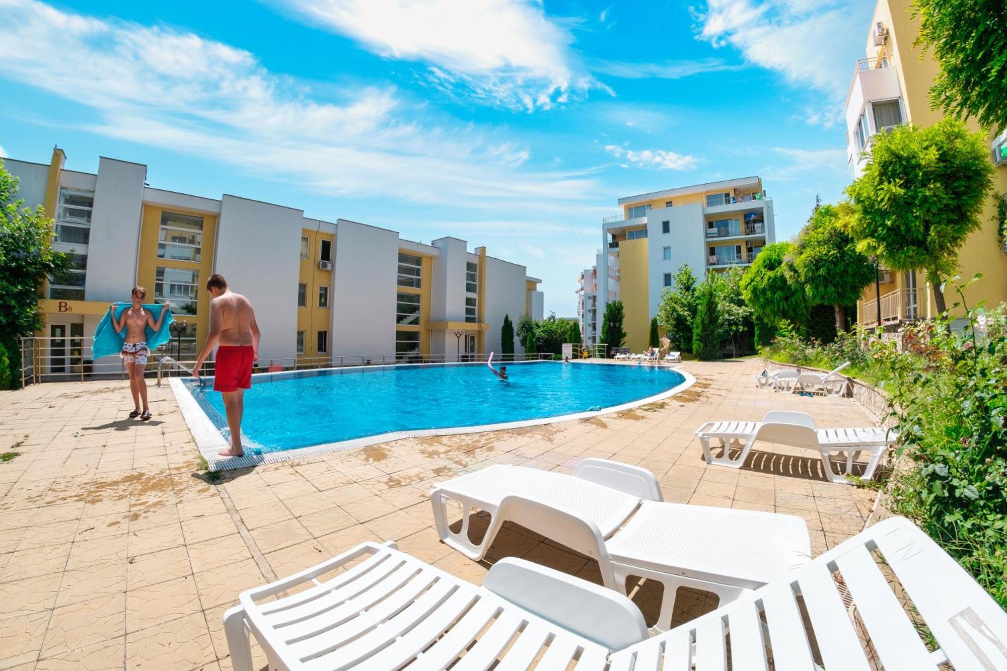 Crown Fort Club Sveti Vlas Bagian luar foto