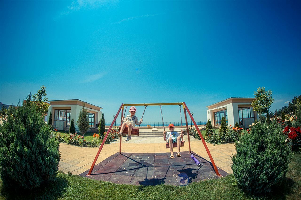 Crown Fort Club Sveti Vlas Bagian luar foto